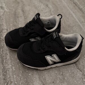 New Balance Black and White Kids Sneakers